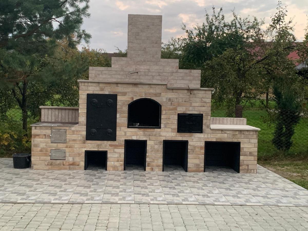 Панська Садиба Mykulychyn Exterior photo